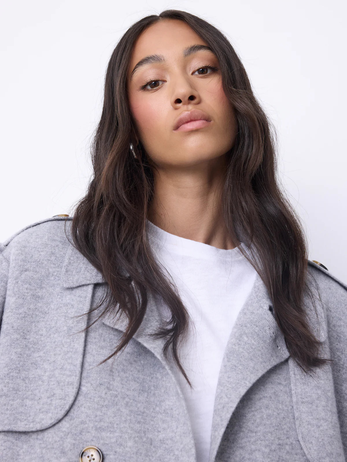 Trench court NOTSHY Talita