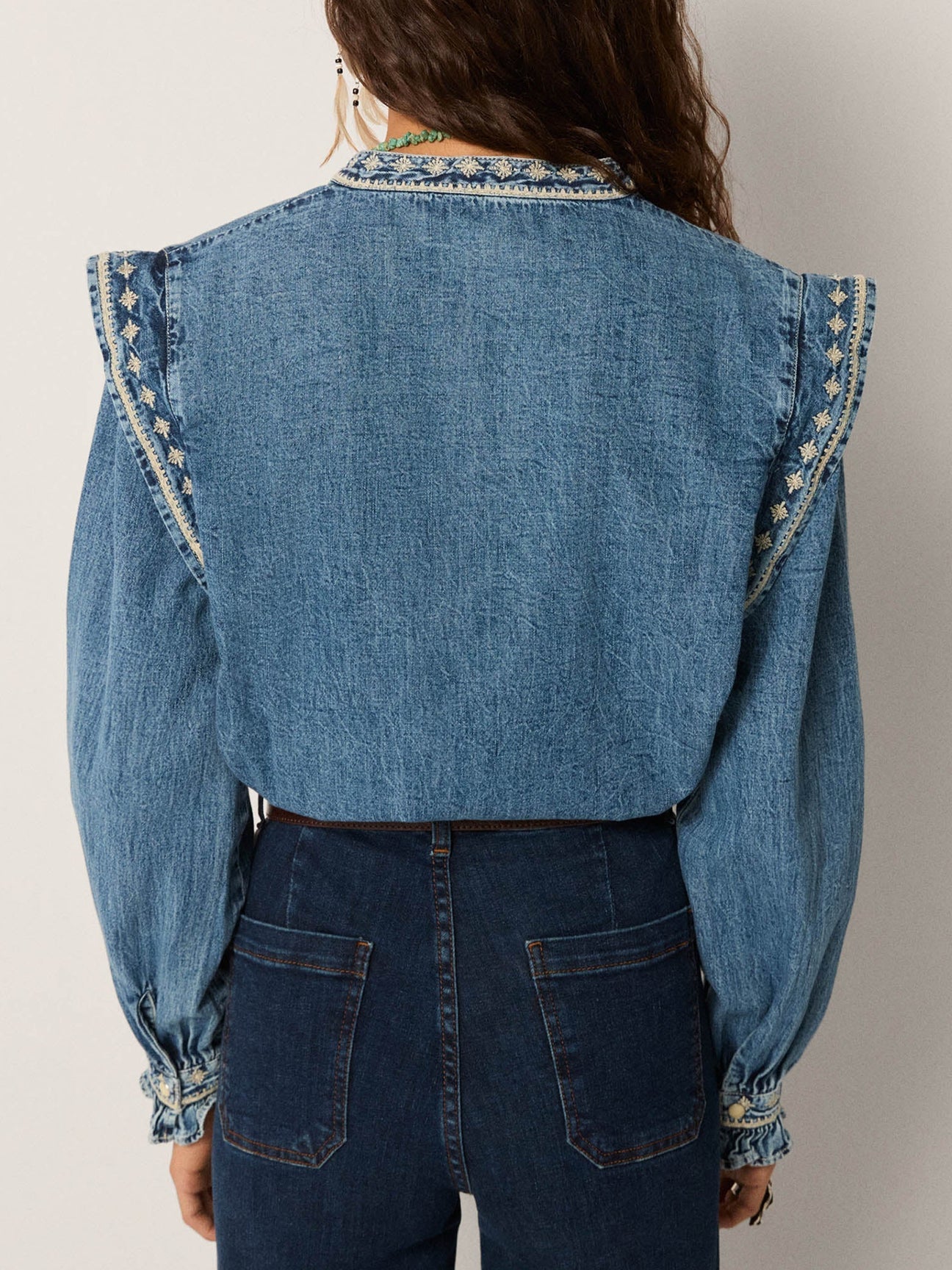 Blouse Maison Hotel Campo Narcisso