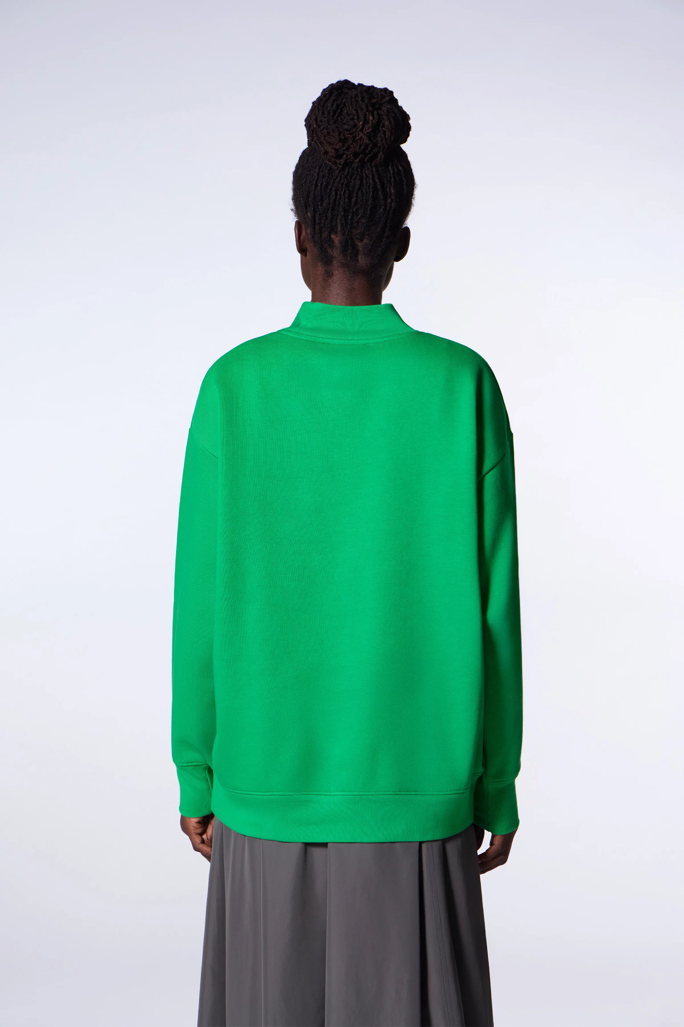 Sweat Gertrude Adrianna Aloe