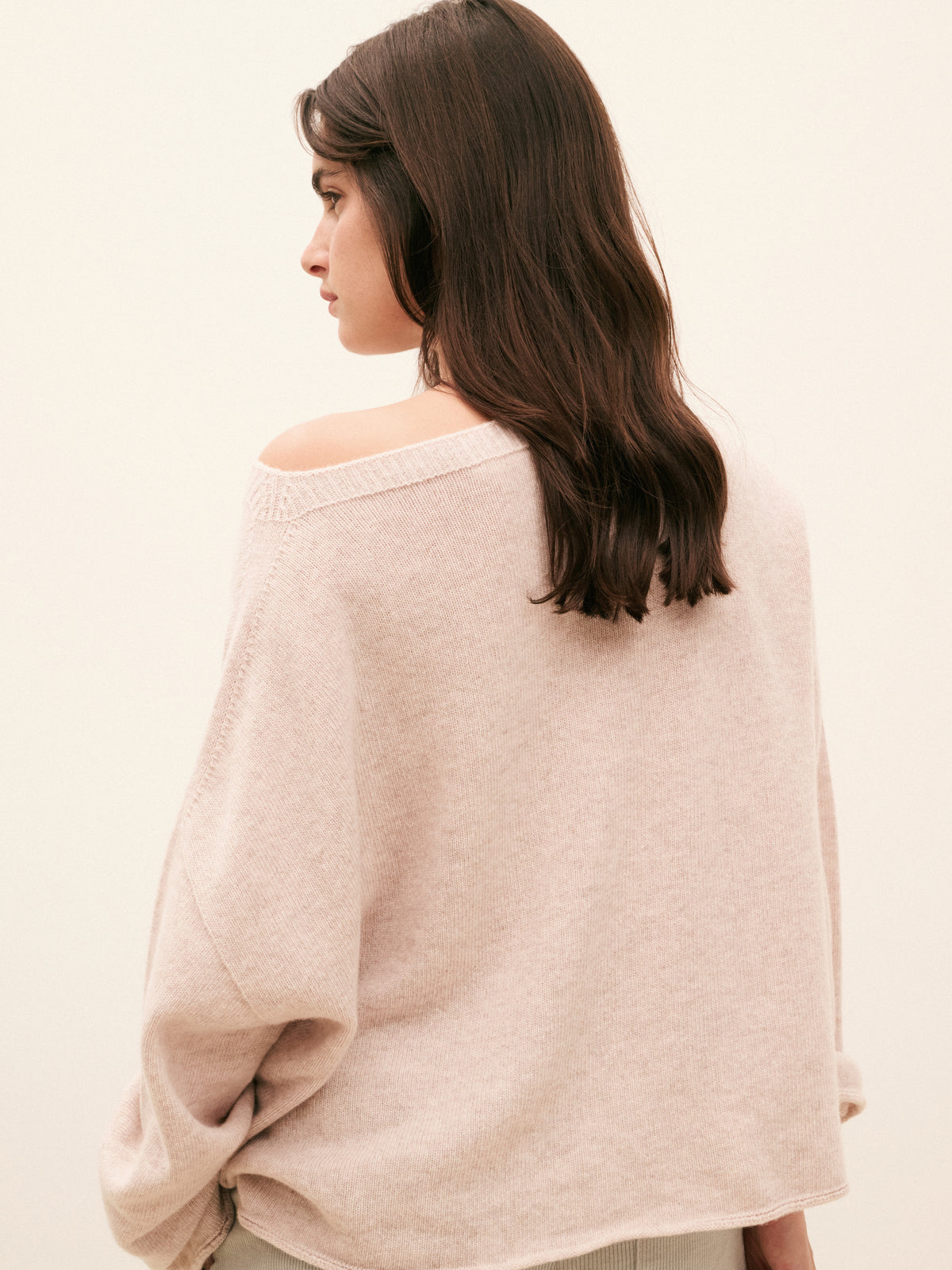 Pull HOD Vanessa Dune