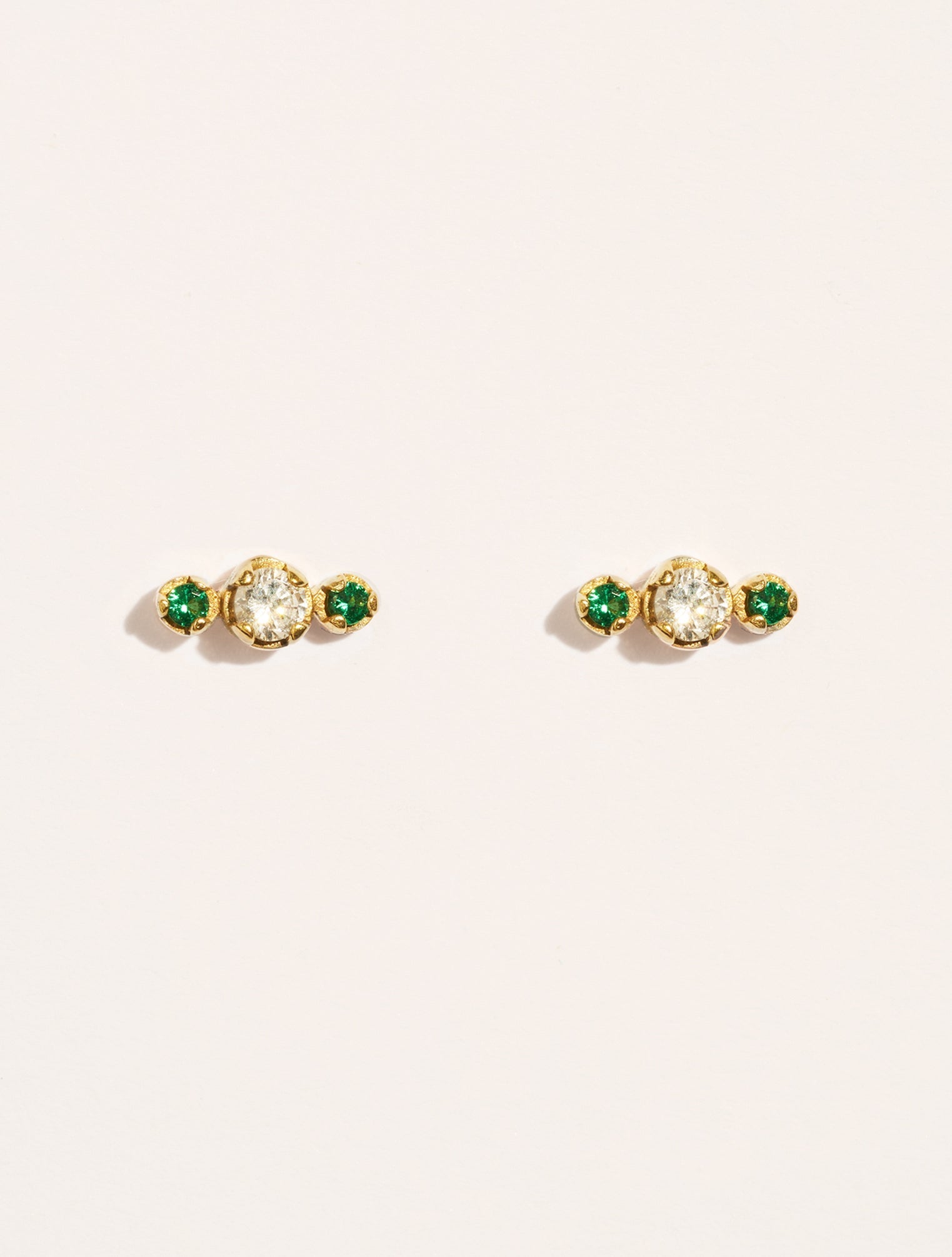 Boucles d'oreilles Dori - Zircons blancs et verts