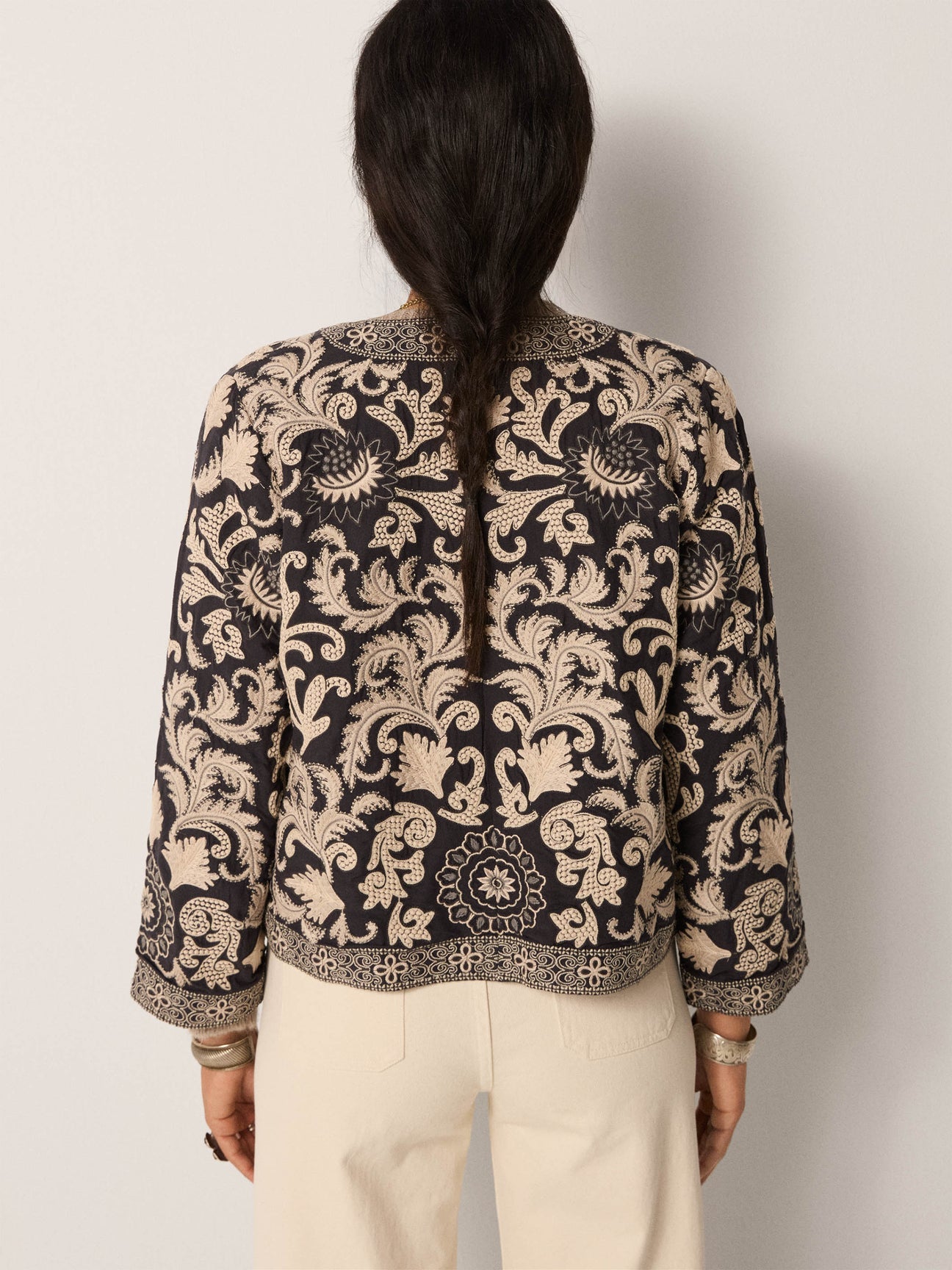 Veste Maison Hotel Balani