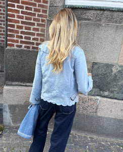 Top Sissel Eldebo Cameron