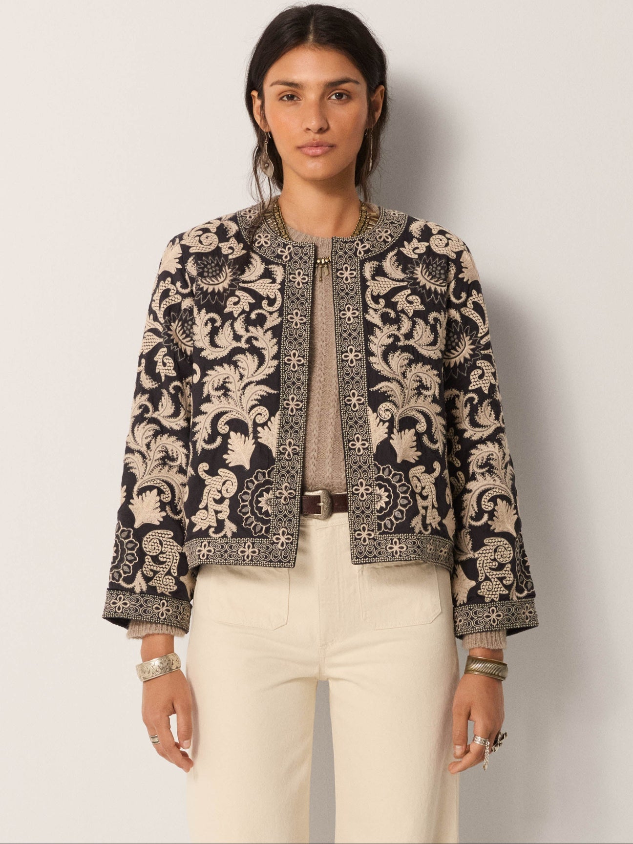 Veste Maison Hotel Balani