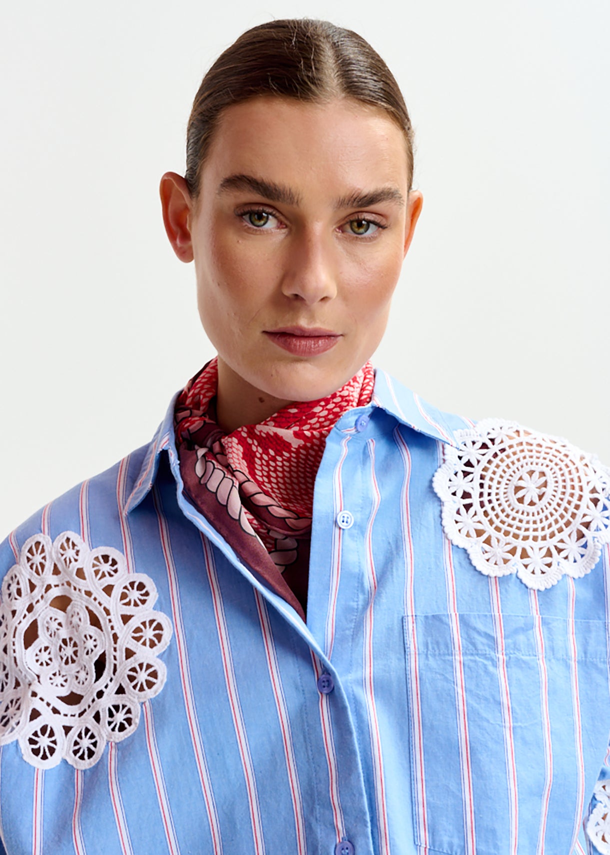 Identical lace applique shirt