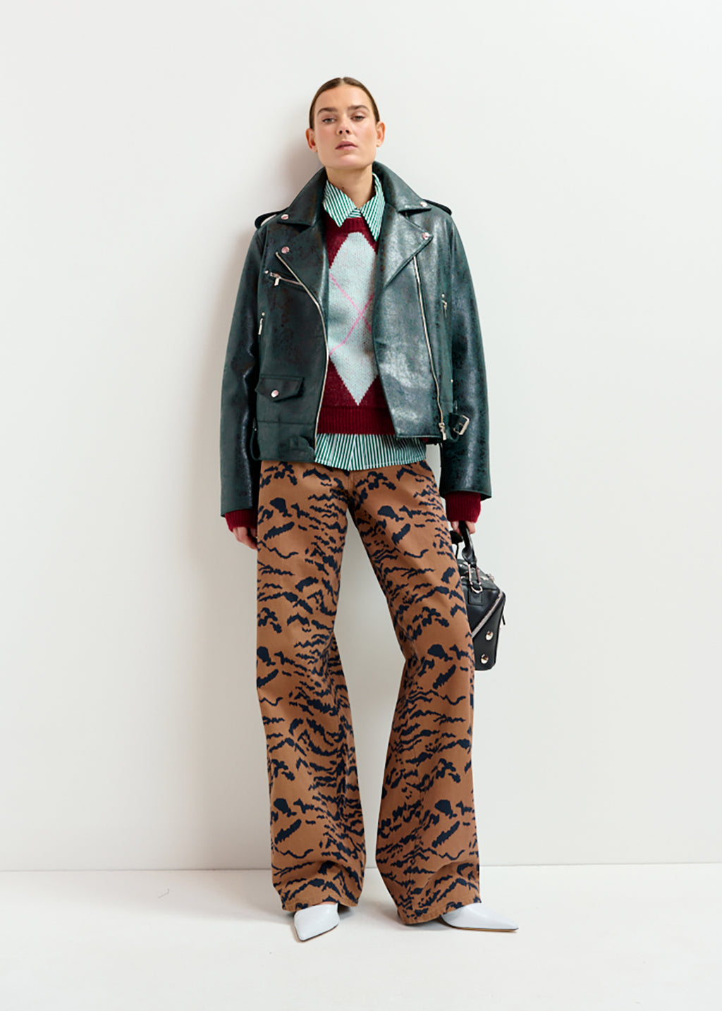 Impeccable printed jeans