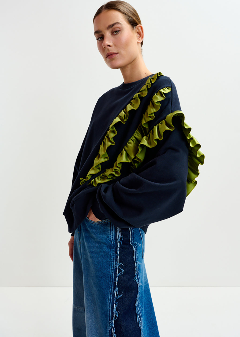 Iwave sweatshirt with frills